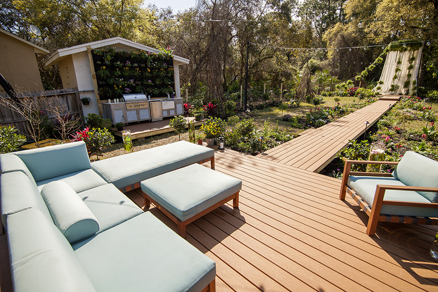 outdoor entertainment area with composite deck 